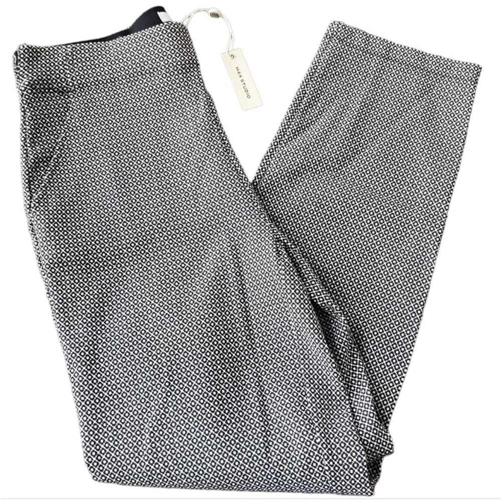 NWOT Max Studio Black and White Pull-on Patterned Pants